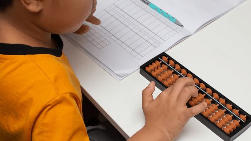 Phương Pháp Toán Soroban: "Chìa Khóa Vàng" Khai Mở Tiềm Năng Não Bộ