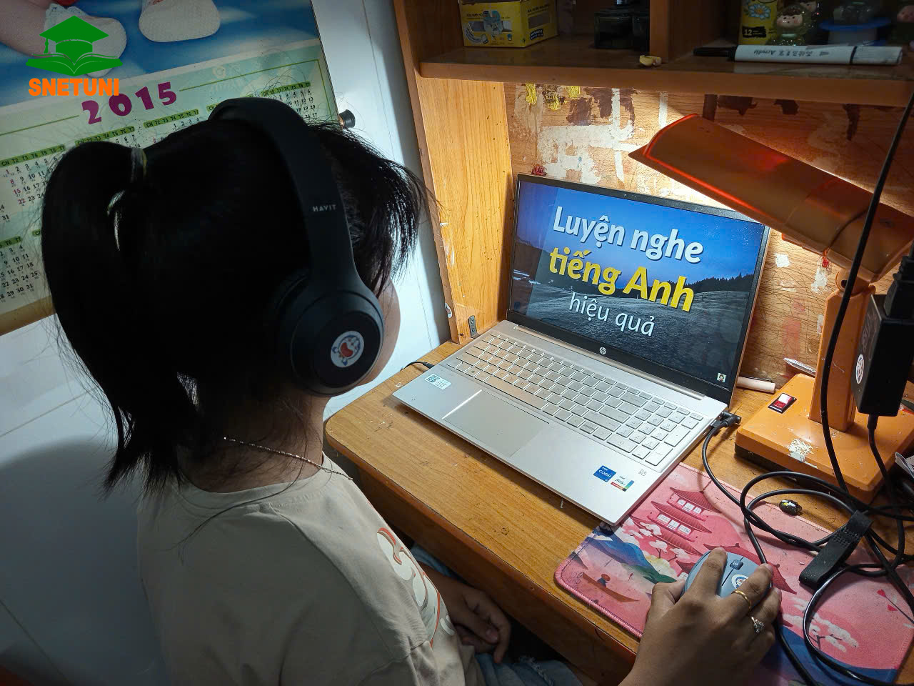 Học viên Trần Phạm Trà My cùng những giờ học online trên nền tảng SnetUni 